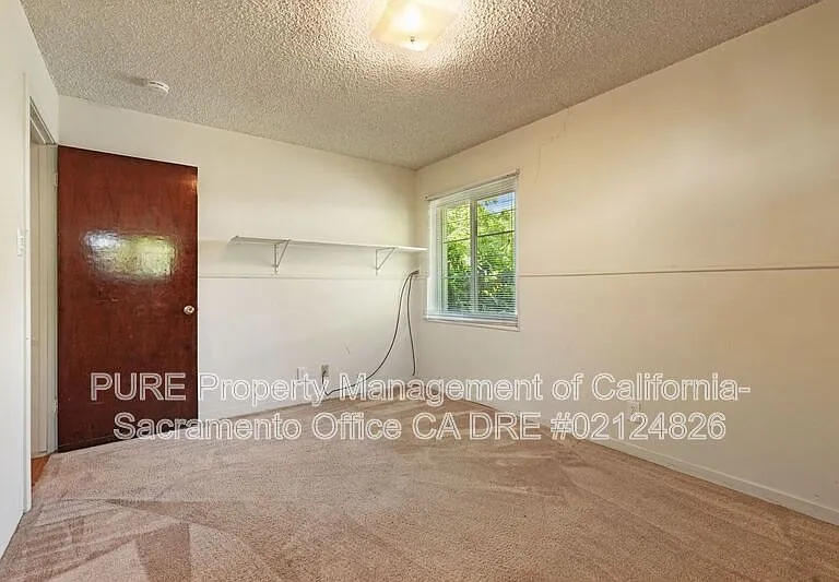 5201 T St — Photo 27