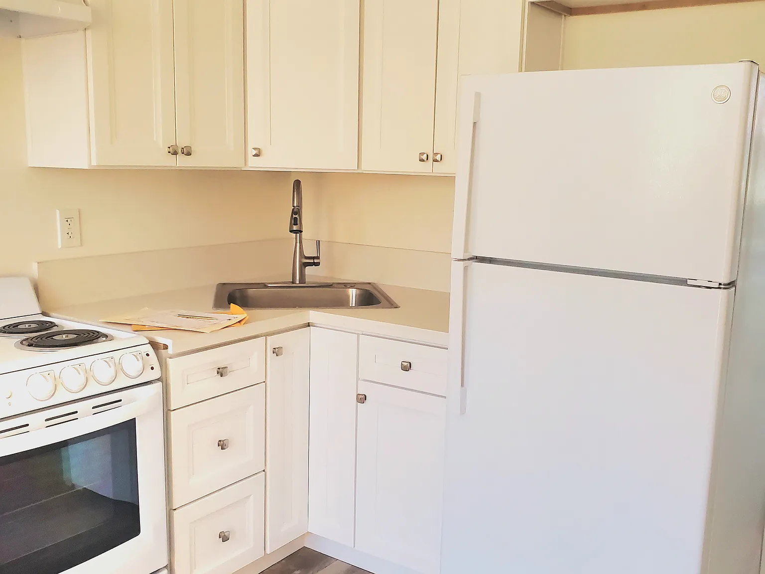 1 bed, 400 sqft, $1,595 — Photo 4
