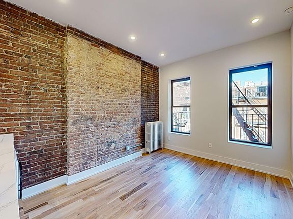 3rd image of 525 E 83rd St APT 5R