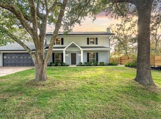 4107 Oak Ridge Dr, Mont Belvieu, TX 77523