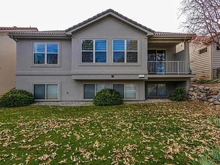1979 Vista Dr — Photo 23