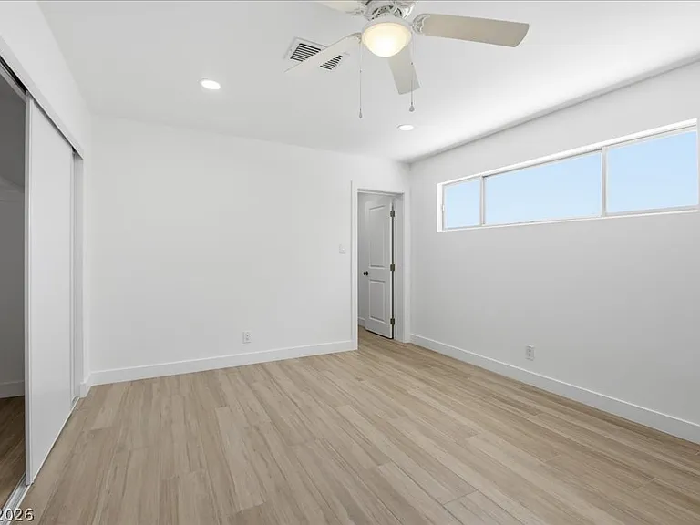 1300 Canosa Ave — Photo 10