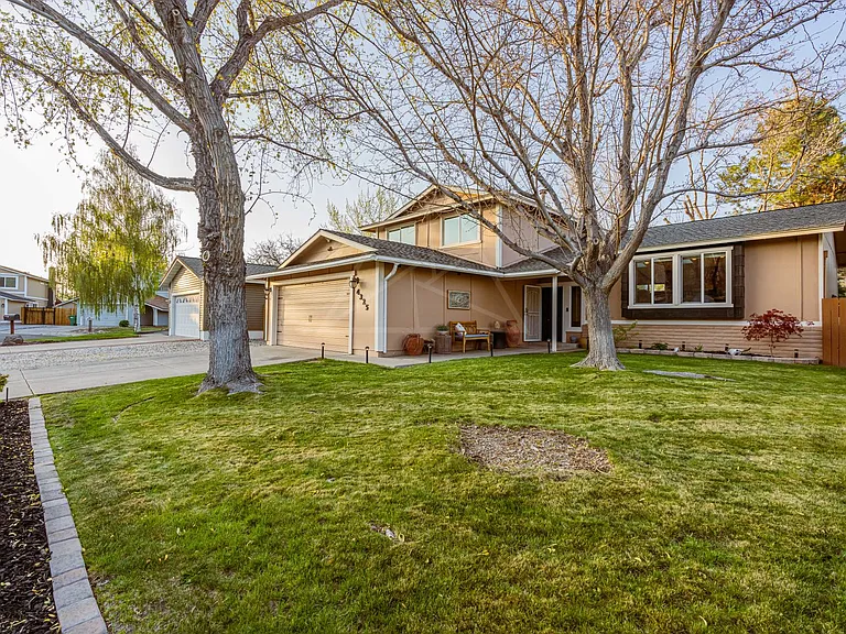 4325 Mendocino Ln — Photo 5