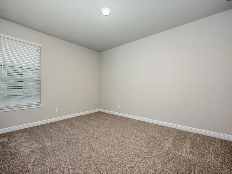 5231 Meadow Ln — Photo 8