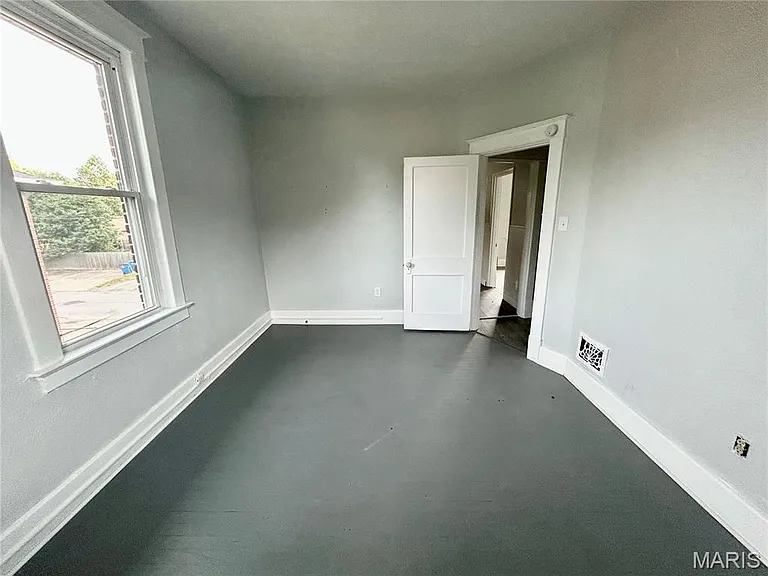 2459 State St #B — Photo 28