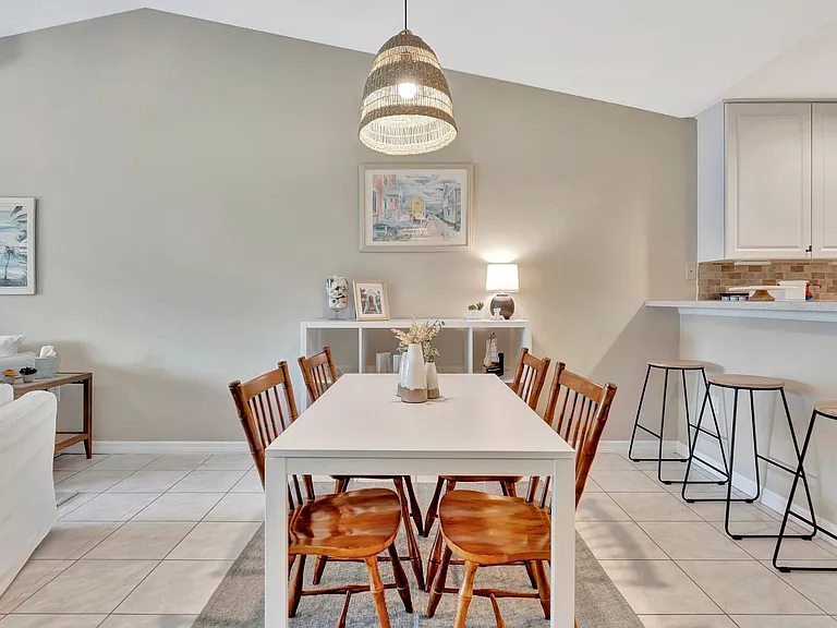 26059 Sandhill Blvd #B — Photo 4