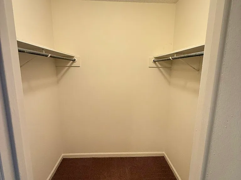 104 W Victoria Ct #F — Photo 26