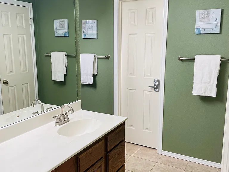 4827 Encanto Creek Dr — Photo 17