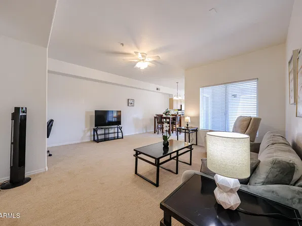 7401 W ARROWHEAD CLUBHOUSE Drive #2047, Glendale, AZ 85308