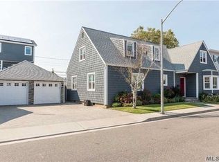 93 Vinton St, Long Beach, NY 11561