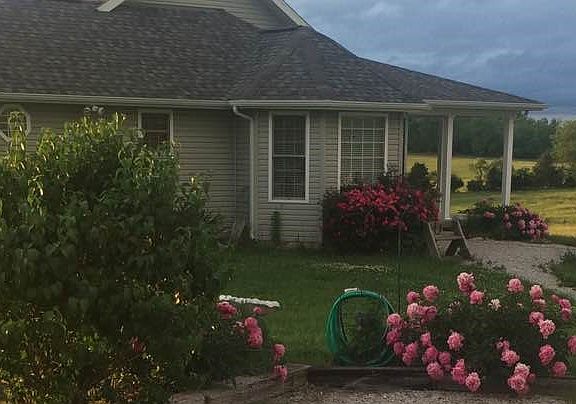 Side of house - See view!!