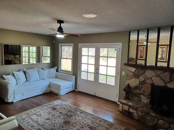 1218 Queen Anne Ct, Glendora, CA 91740