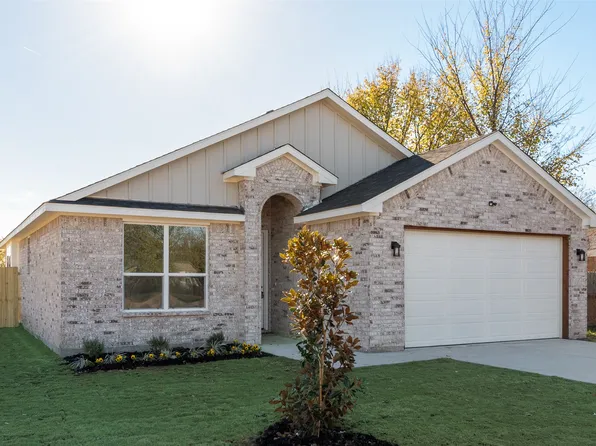 530 Elm St, Forney, TX 75126