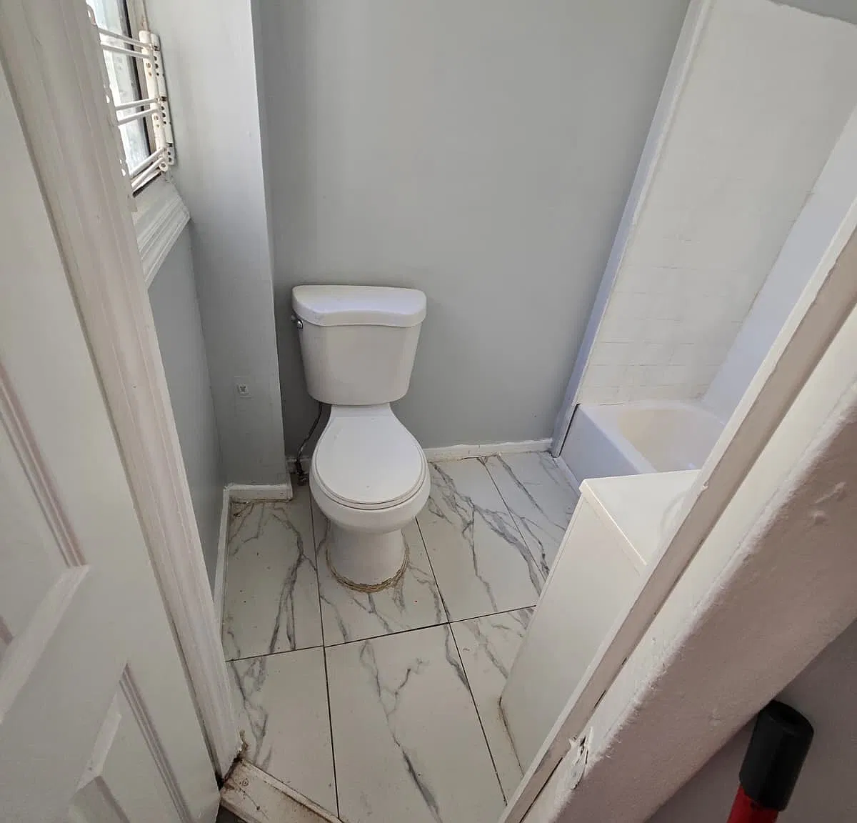 3 bed, $1,795 — Photo 2
