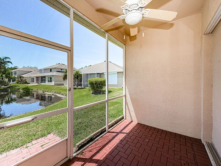 2624 Tottenham Dr — Photo 18