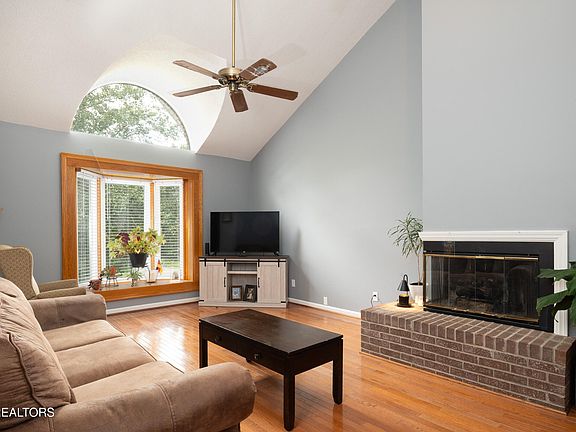 5th image of 108 Tempura Dr