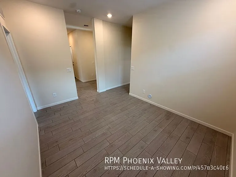 12644 W Gardenia Ave — Photo 3