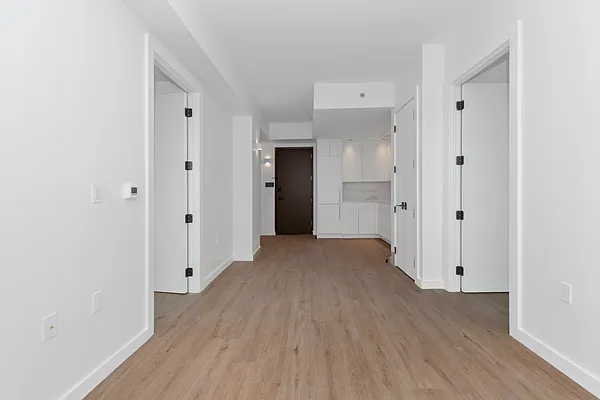 Rented by Nooklyn NYC LLC | media 31