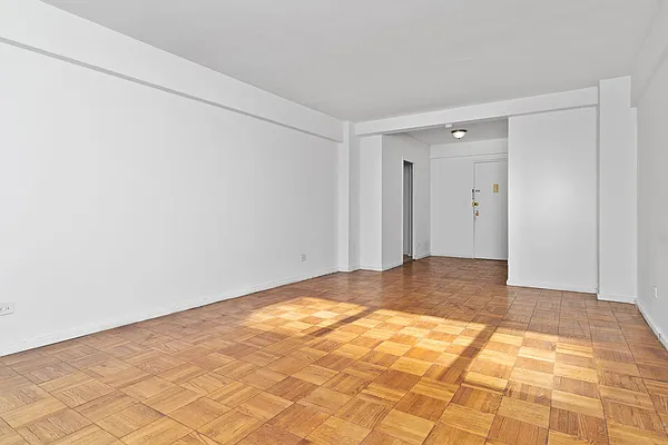 Rented by REAL New York | media 10