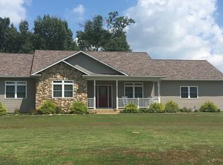 914 Biersdorf Rd, Carbondale, IL 62901