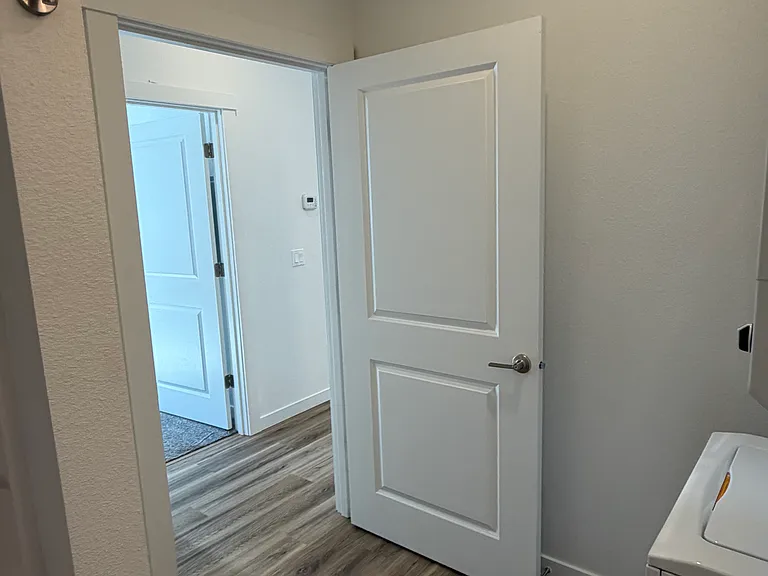 1380 Saginaw St S #2 — Photo 11