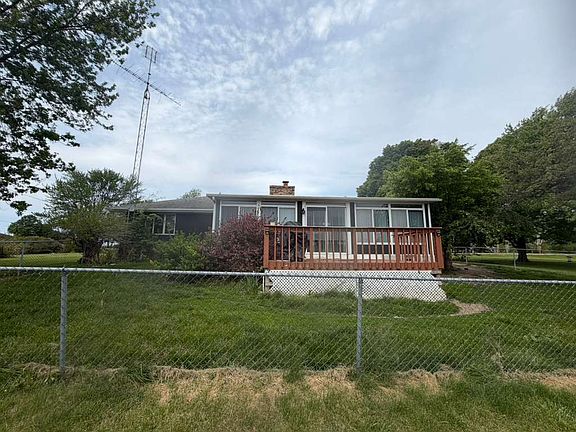 5th image of 1698 E 950th Rd