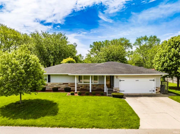 1401 W Sheffield Dr, Muncie, IN 47304