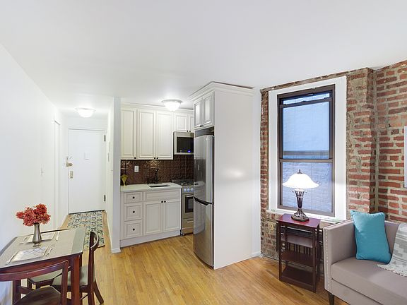 4th image of 15 Jones St #5-C