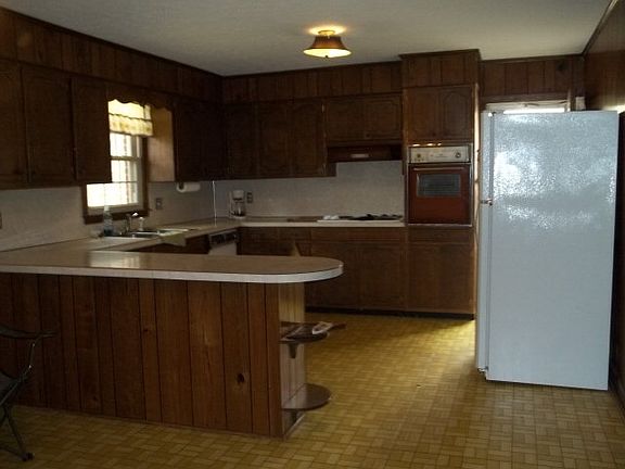 4th image of 123 Watlington Ct