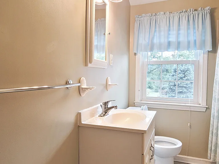 1822 Darrich Dr — Photo 18