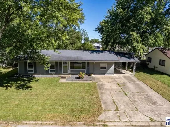 812 E Talisman Dr, Terre Haute, IN 47802