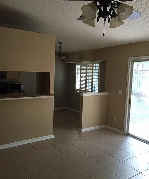 248 Clover Ct — Photo 21