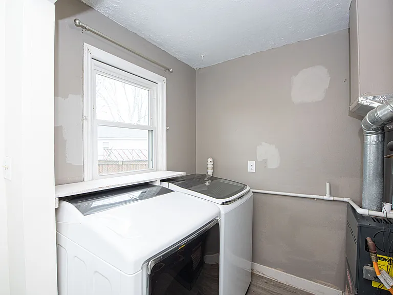 705 Briscoe Dr — Photo 15