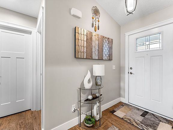 5th image of 1425 Parkview Ln
