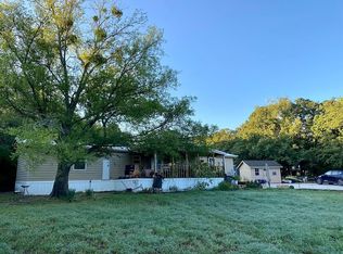 709 E Pine St, Alvord, TX 76225