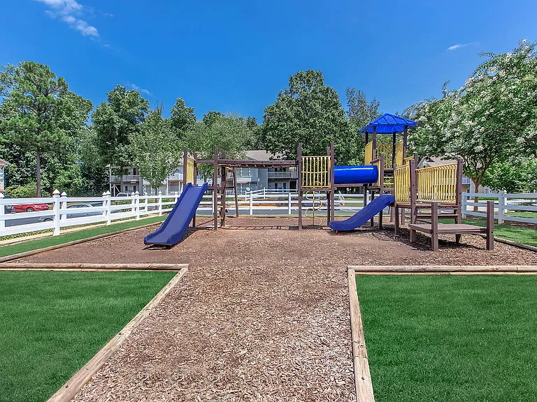 Reserve at Stockbridge — Photo 13