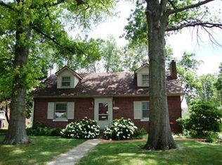 148 Stout Ave, Versailles, KY 40383