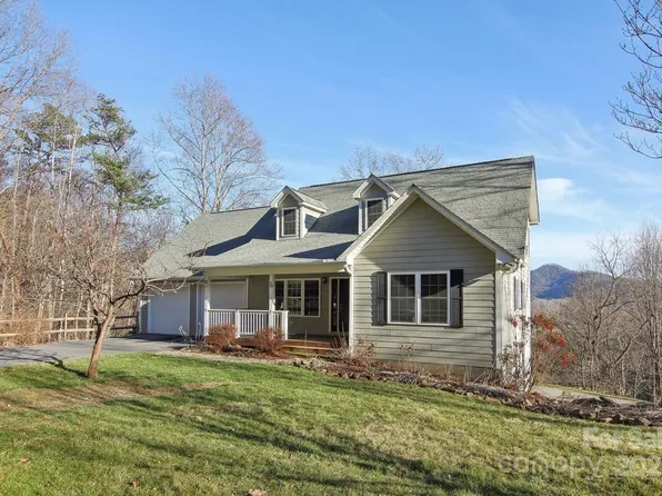 76 Eastern Sky Dr, Canton, NC 28716