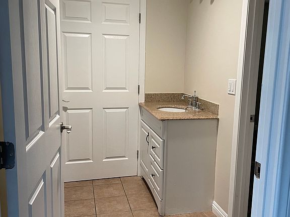 4th image of 12025 Centralia St