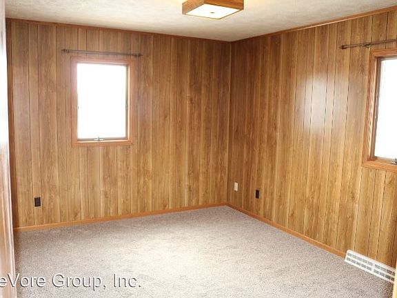 5th image of 3782 Apple Valley Dr