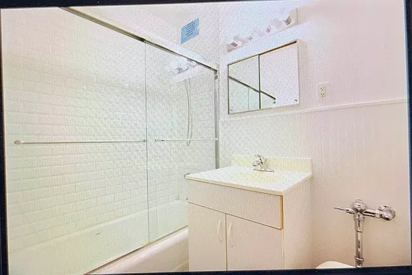 Rented by Corcoran | media 8