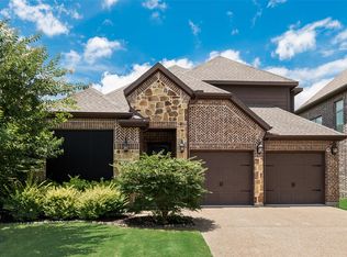 320 Hogue Ln, Wylie, TX 75098