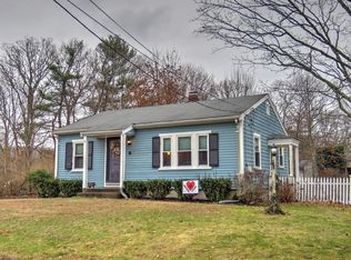 38 Oakwood Ave, Whitman, MA 02382