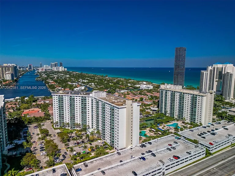 19380 Collins Ave #1224 — Photo 28