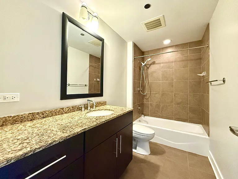 505 N McClurg Ct #2501 — Photo 19