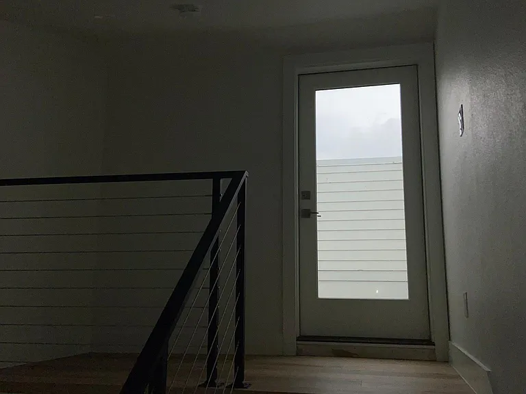 3525 Rutz St — Photo 29