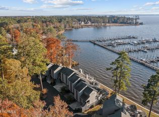 149 Riverboat Dr, Washington, NC 27889