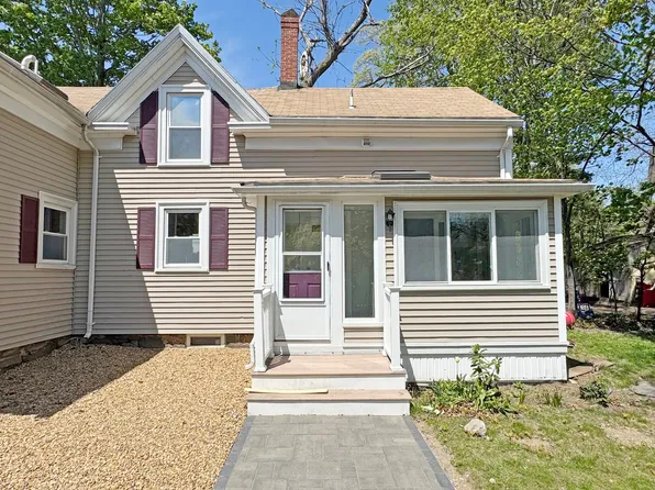 40 Cherry St #2, Danvers, MA 01923