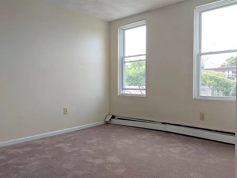 288 Prospect St #5 — Photo 6