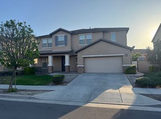 5921 Meeker Dr, Corona, CA 92880